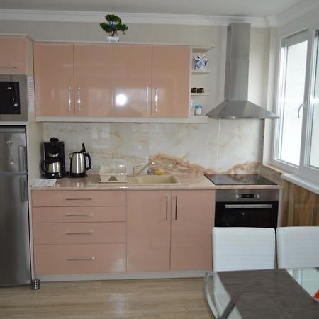 Siofok Ezuestpart Granada 2 Koezvetlen Vizparti Apartman Apartment Ngoại thất bức ảnh
